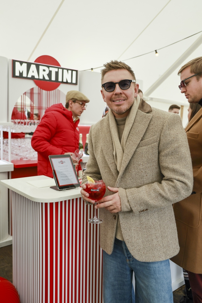 Styl, elegancja i szyk z Martini na Hubertusie 2024 w stadninie koni Ferensteinów