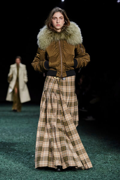 spódnica w kratę Burberry FW24