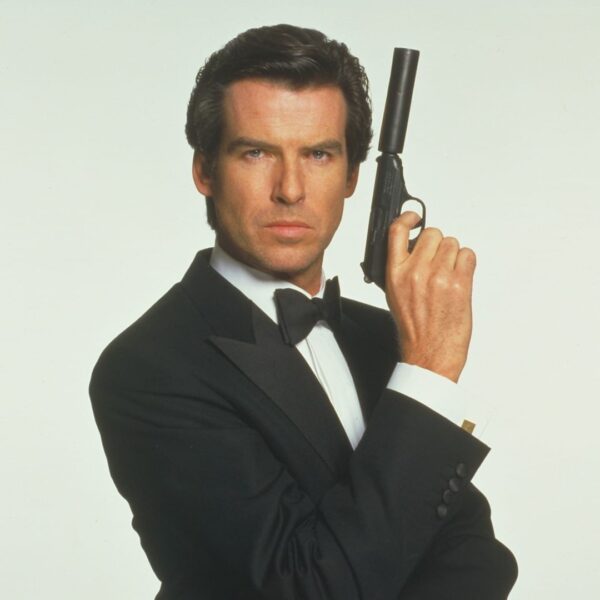 Pierce Brosnan jako James Bond