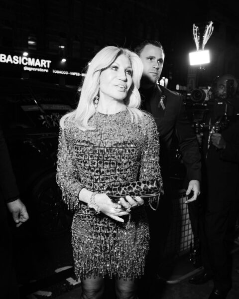 Donatella Versace na premierze "Diabeł ubiera się u Prady" w Londynie.