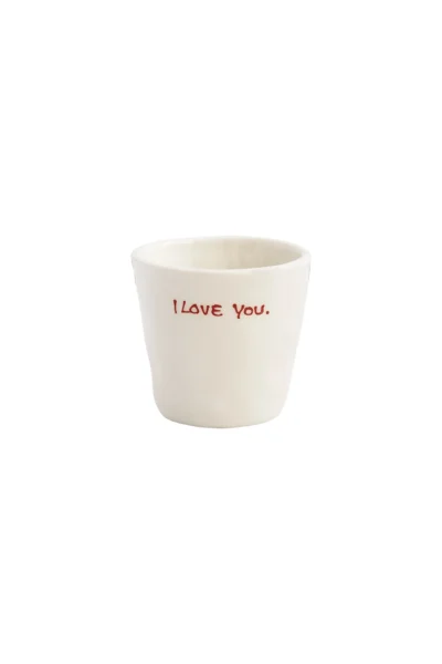 Kubek na espresso z uroczym napisem "i love you"