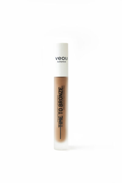 Bronzer w estetycznej tubce.
