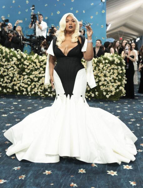 Lizzo poses during the Met Gala, an annual fundraising gala held for the benefit of the Metropolitan Museum of Art's Costume Institute with this year's theme 'Superfine: Tailoring Black Style,' in New York City, New York, U.S., May 5, 2025.,Image: 995501617, License: Rights-managed, Restrictions: , Model Release: no, Credit line: Mario Anzuoni / Reuters /