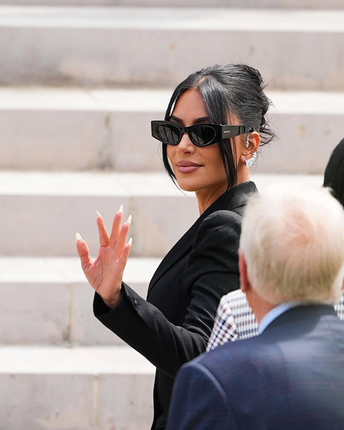 Kim Kardashian proces o napaść. Ze łazami mówiła: „Myślałam, że umrę”.