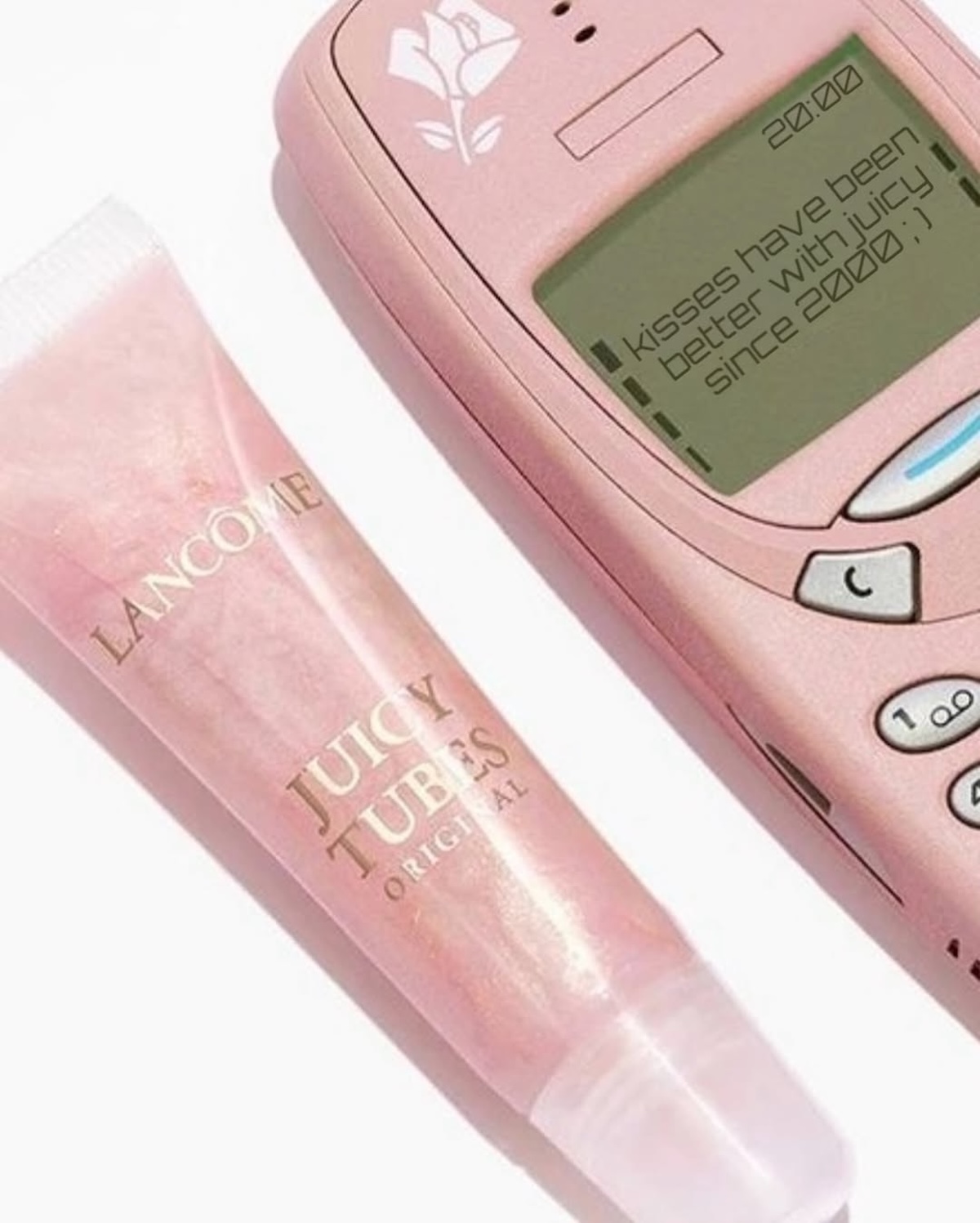 Lancôme powraca z Juicy Tubes. Do grona fanów należą Paris Hilton, Kelly Rowland oraz… Ed Westwick!