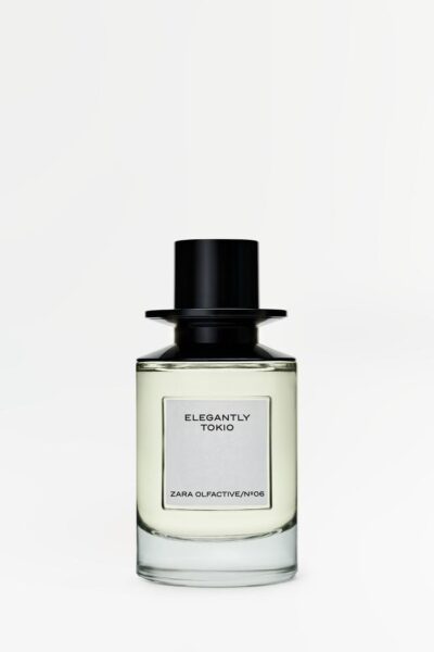 Zdjęcie produktowe perfum Zara Elegantly Tokyo. Minimalistyczny flakon z czarną zakrętką. To jedne z perfum pachnących jak świeże pranie, które można kupić w Zarze.