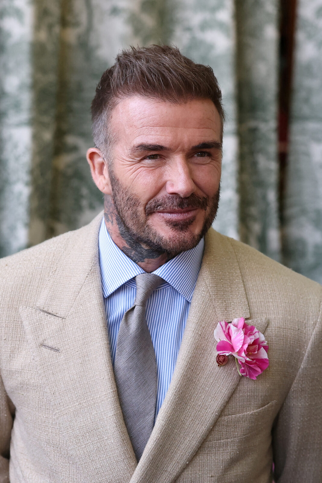 David Beckham otrzymał tytuł szlachecki z rąk króla Karola III. Ma prawo do królewskiego majątku?